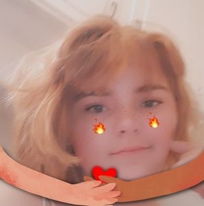 Meet your Posher, Alaine